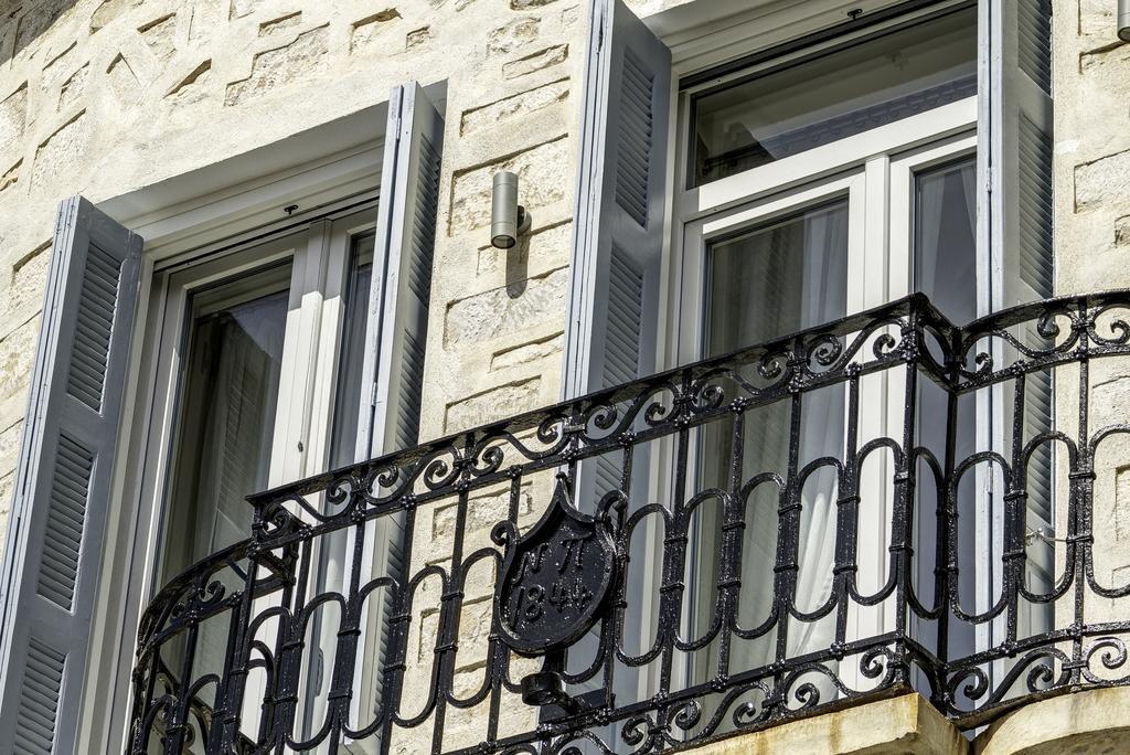 1844 Suites Syros แอร์มูโปลี ภายนอก รูปภาพ