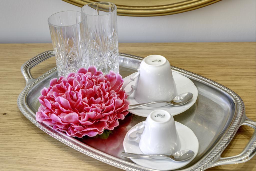1844 Suites Syros แอร์มูโปลี ภายนอก รูปภาพ