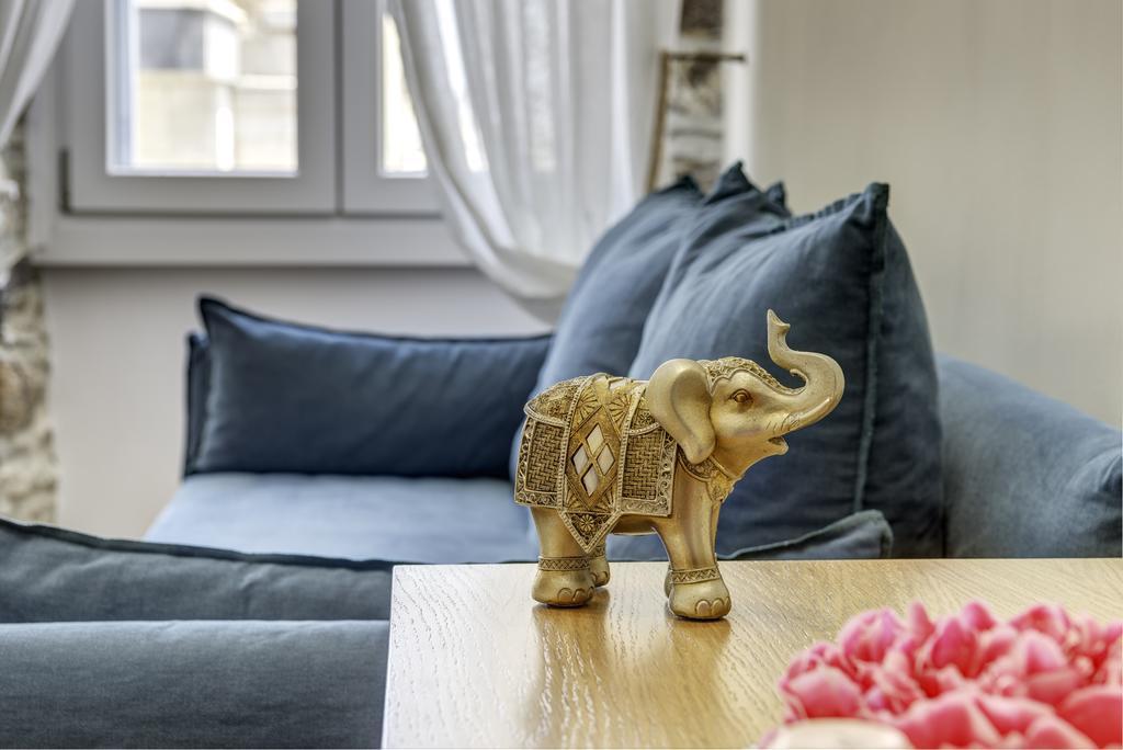 1844 Suites Syros แอร์มูโปลี ภายนอก รูปภาพ
